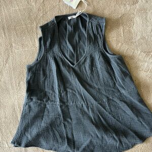 Faherty NWT sleeveless gauze top